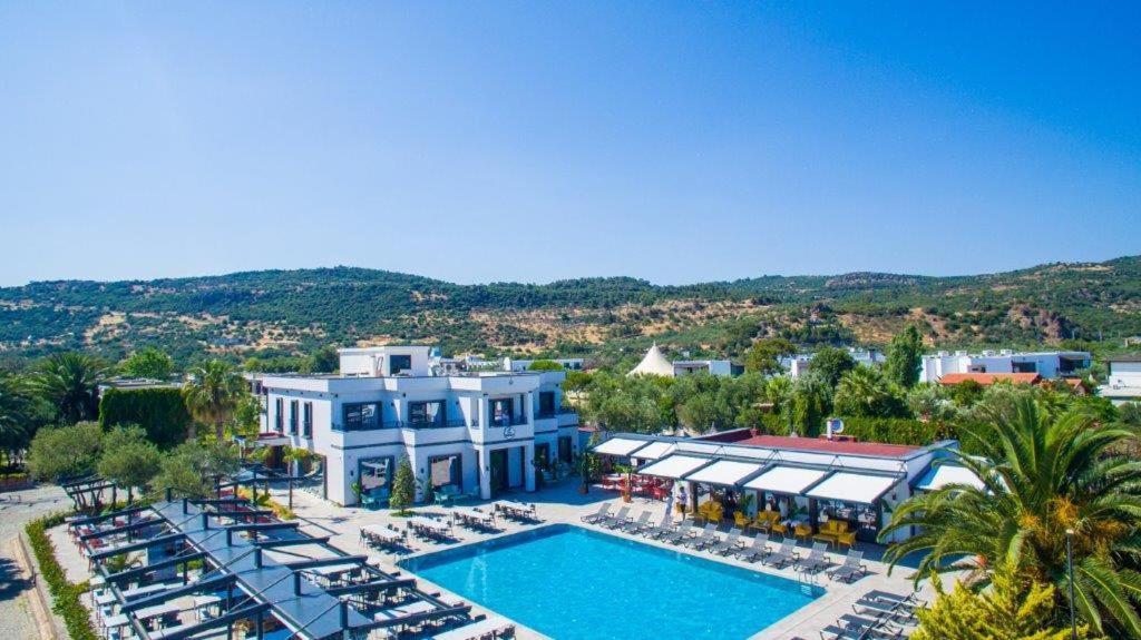 Club Kavala Beach Hotel Assos Екстер'єр фото