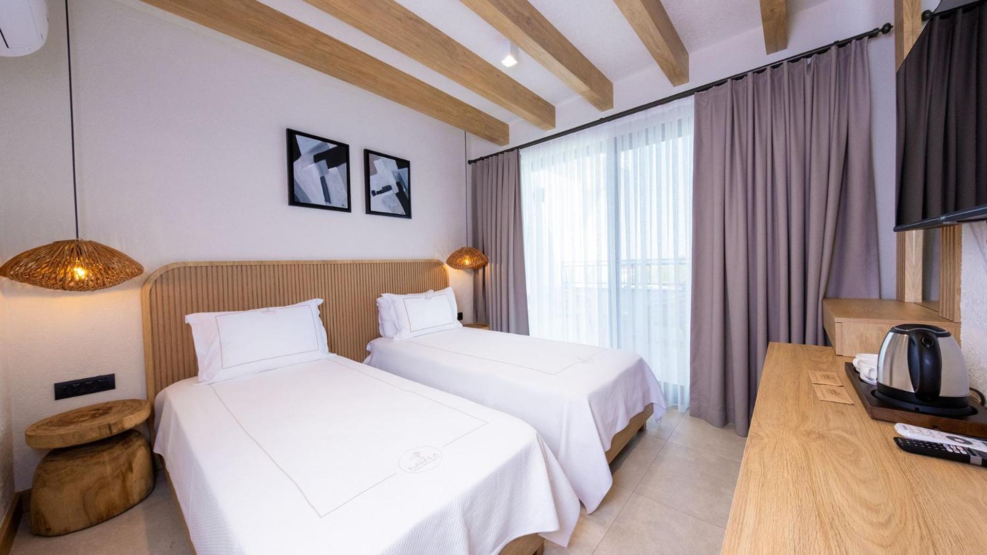Club Kavala Beach Hotel Assos Екстер'єр фото