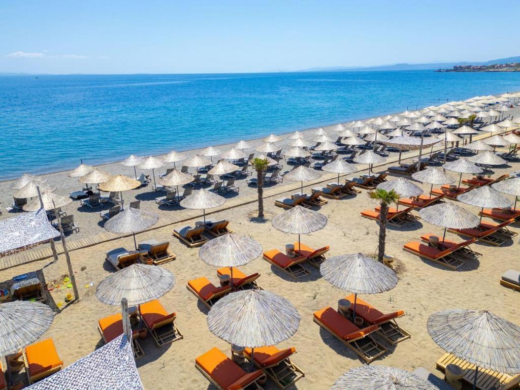 Club Kavala Beach Hotel Assos Екстер'єр фото